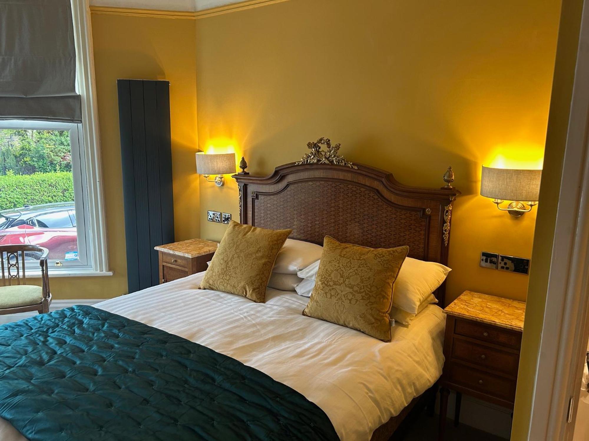 Baytree House 4*