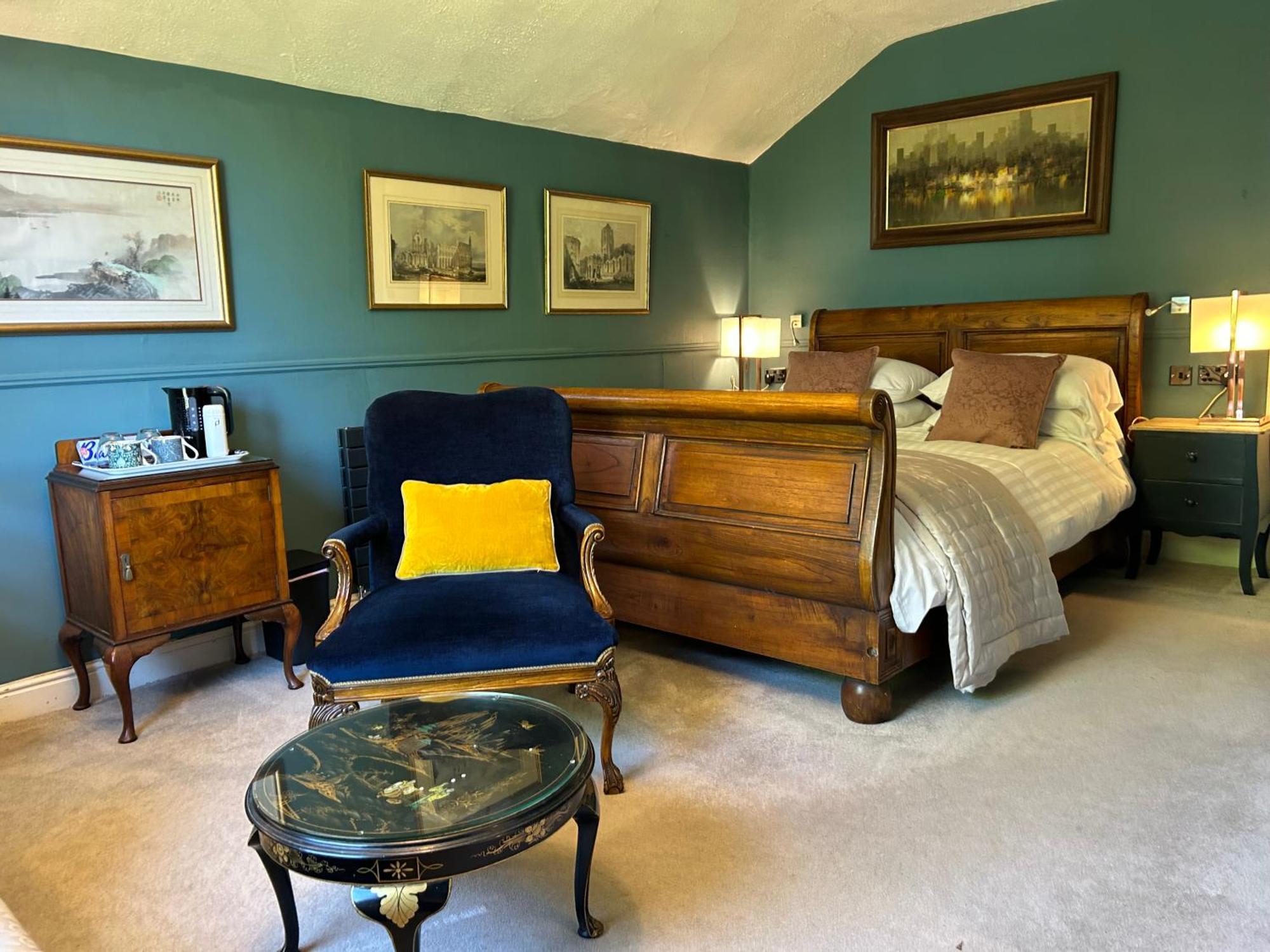 Baytree House 4*